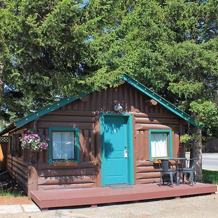 Moose Creek Cabins Motell West Yellowstone Exteriör bild